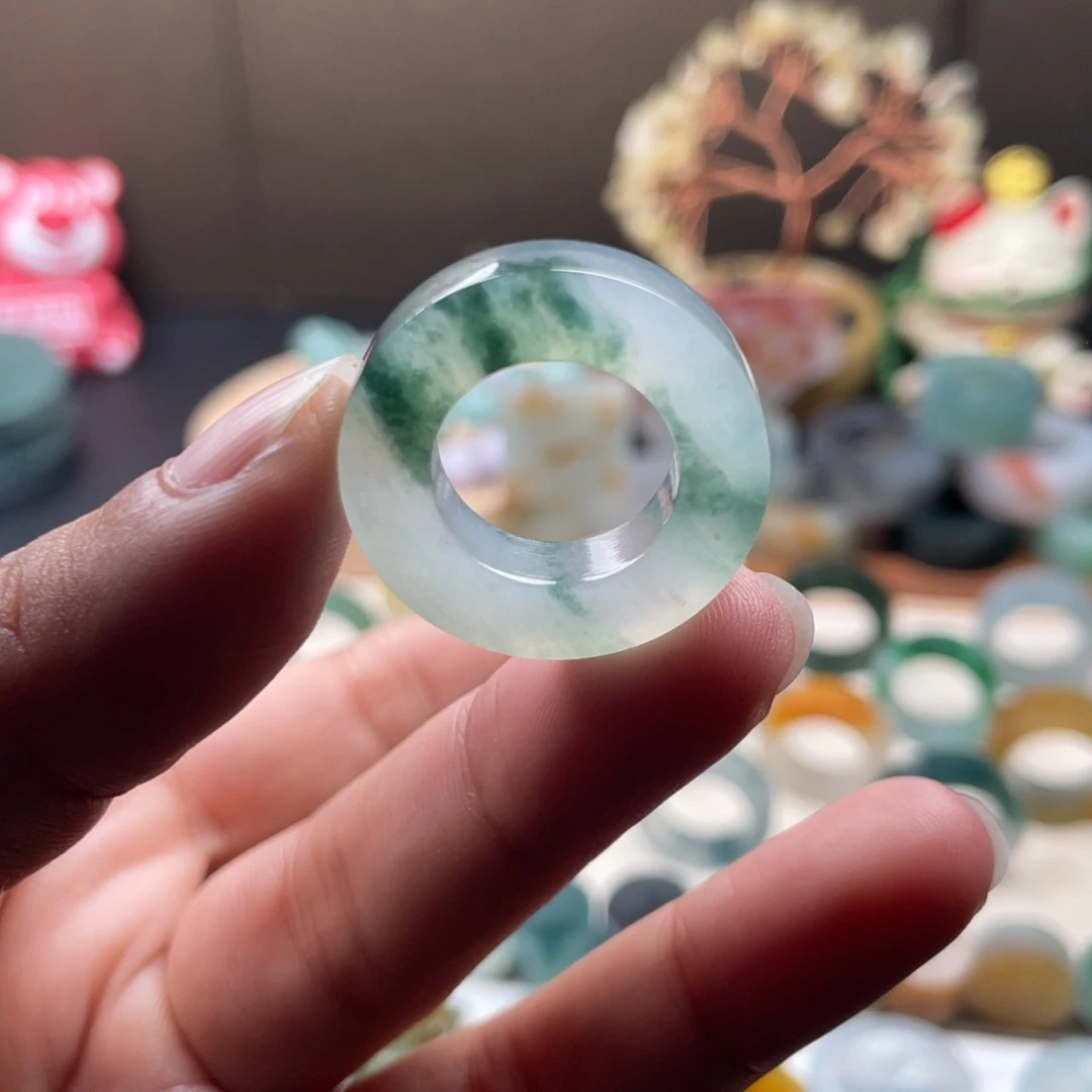 定制翡翠未镶嵌翡翠冰飘绿花