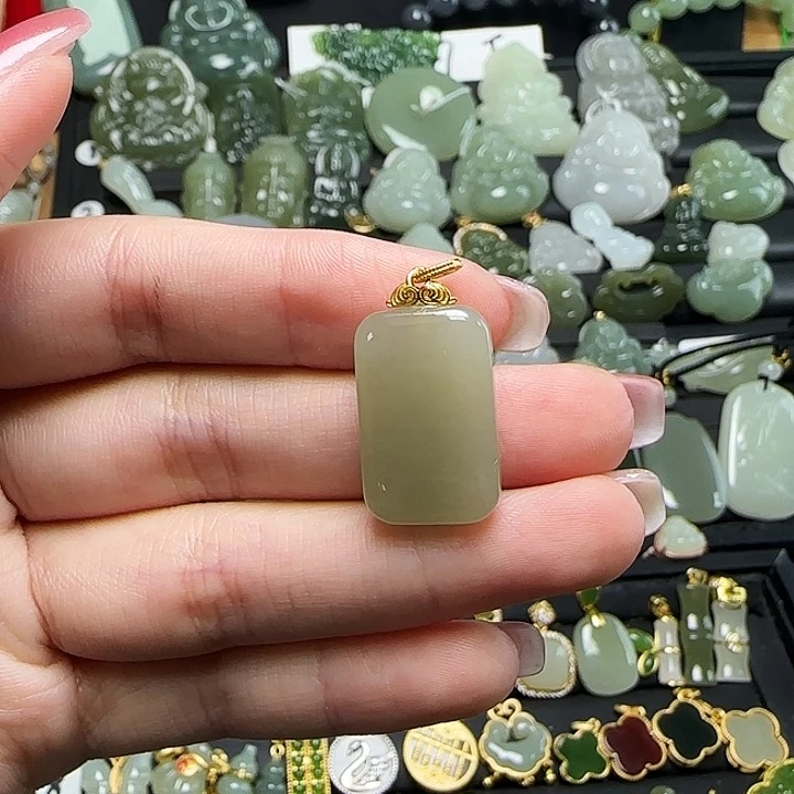 颈饰银S925镶嵌和田玉