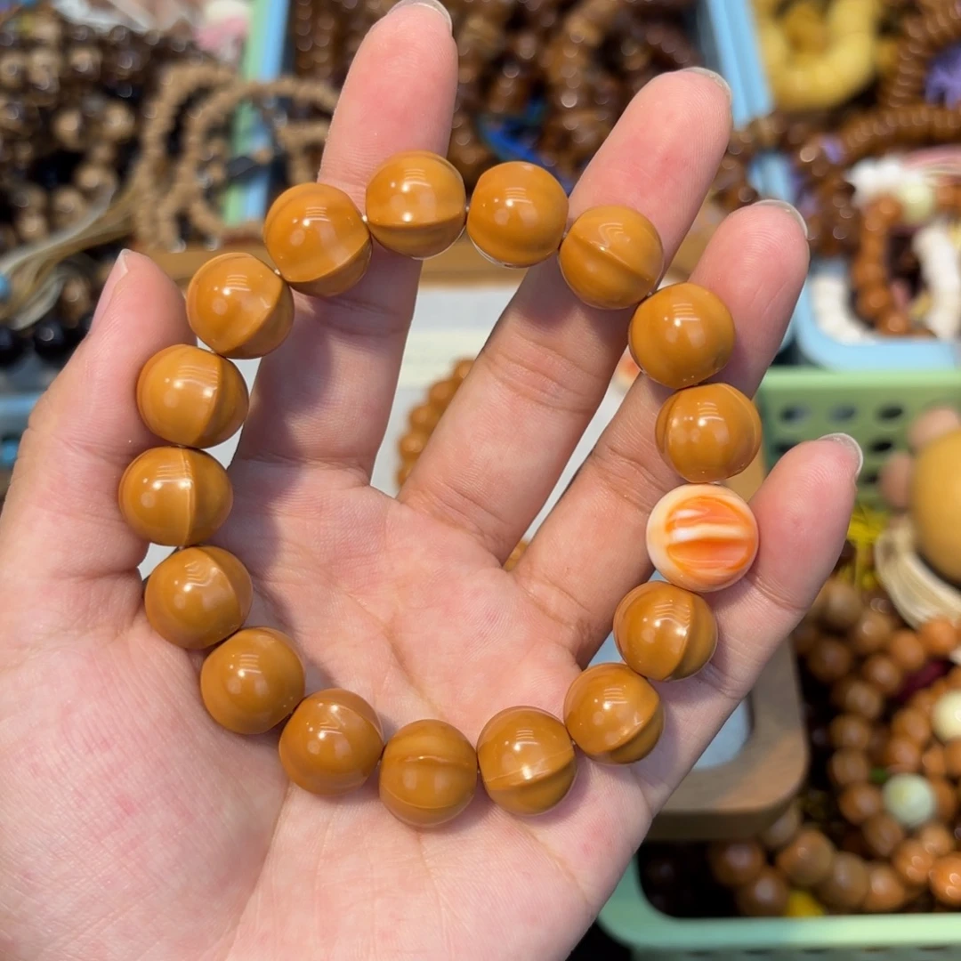 吊坠菩提根/象牙果卡13三花鲨鱼背