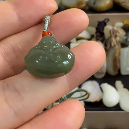 和田玉（糖玉）未镶嵌颈饰