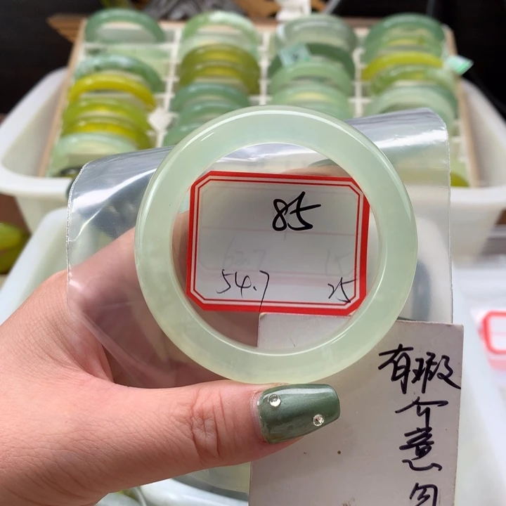 未镶嵌蛇纹石玉手镯