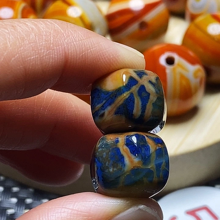 红***、玛瑙/玉髓未镶嵌颈饰