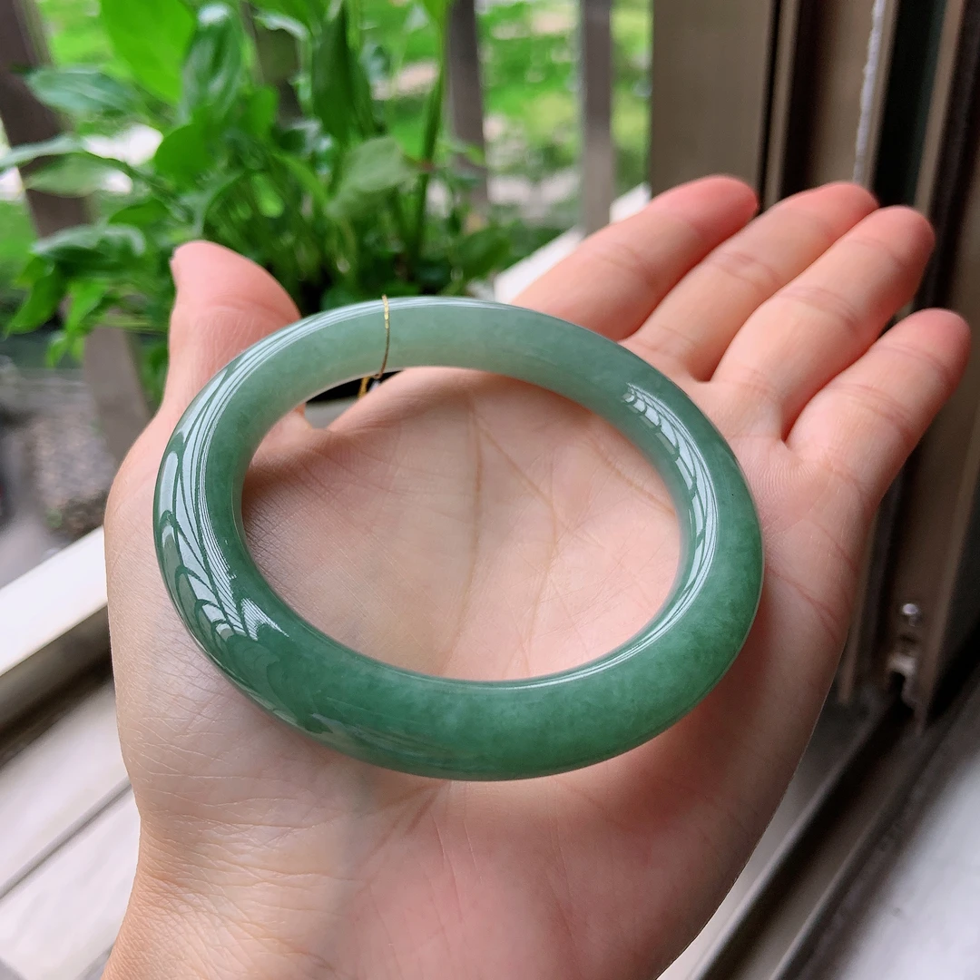 55圈冰种满绿翡翠（圆镯）缅甸天然a货古香古色经典绿色妈妈女款