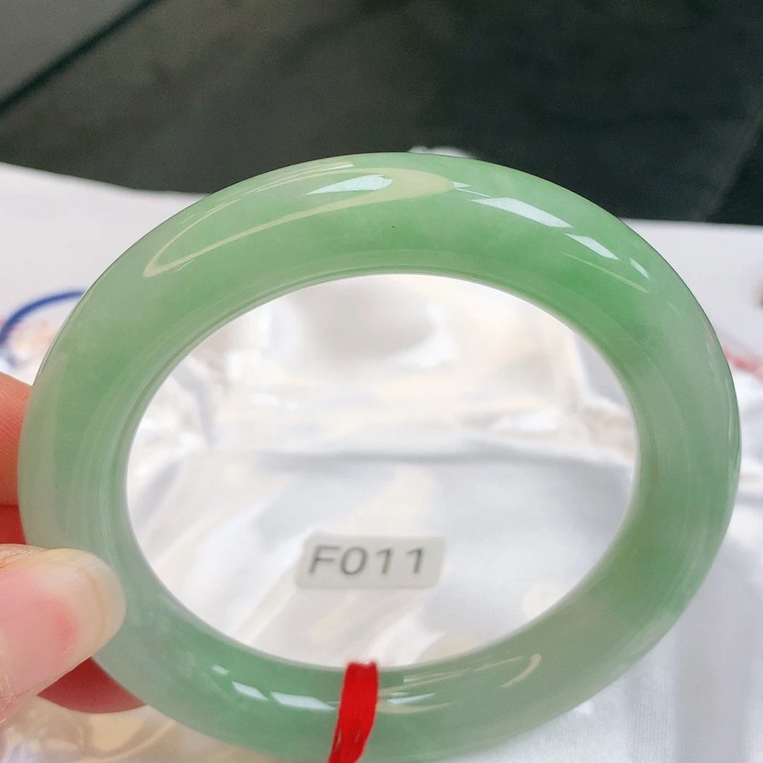 【闪购商品】翡翠手镯未镶嵌缅甸天然a货翡翠