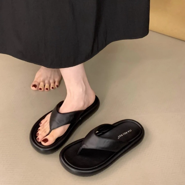 夹脚人字拖鞋女夏外穿2025新款配裙子凉鞋厚底网红高级感沙滩凉拖