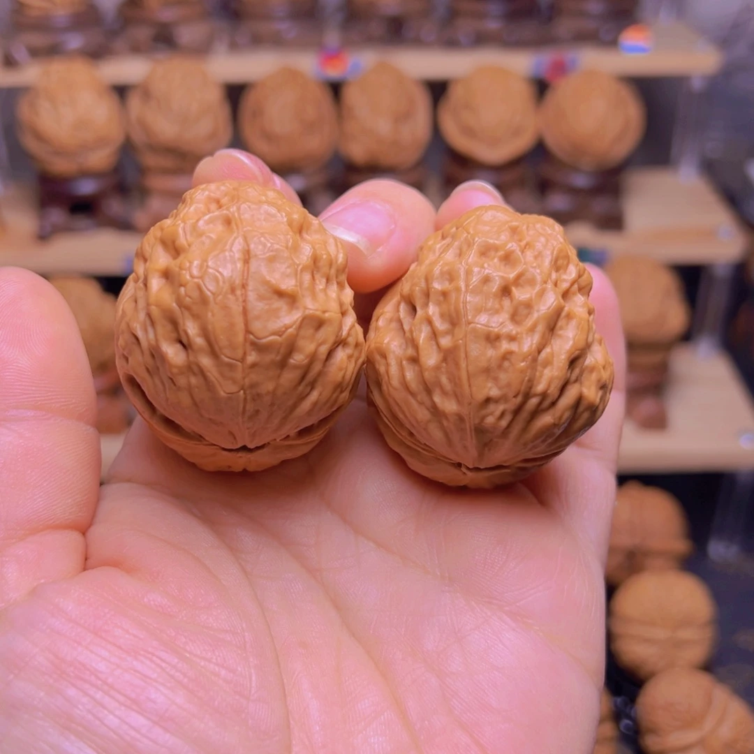 俊***兄文玩核桃吊坠1w玄武金蟾45尺65克