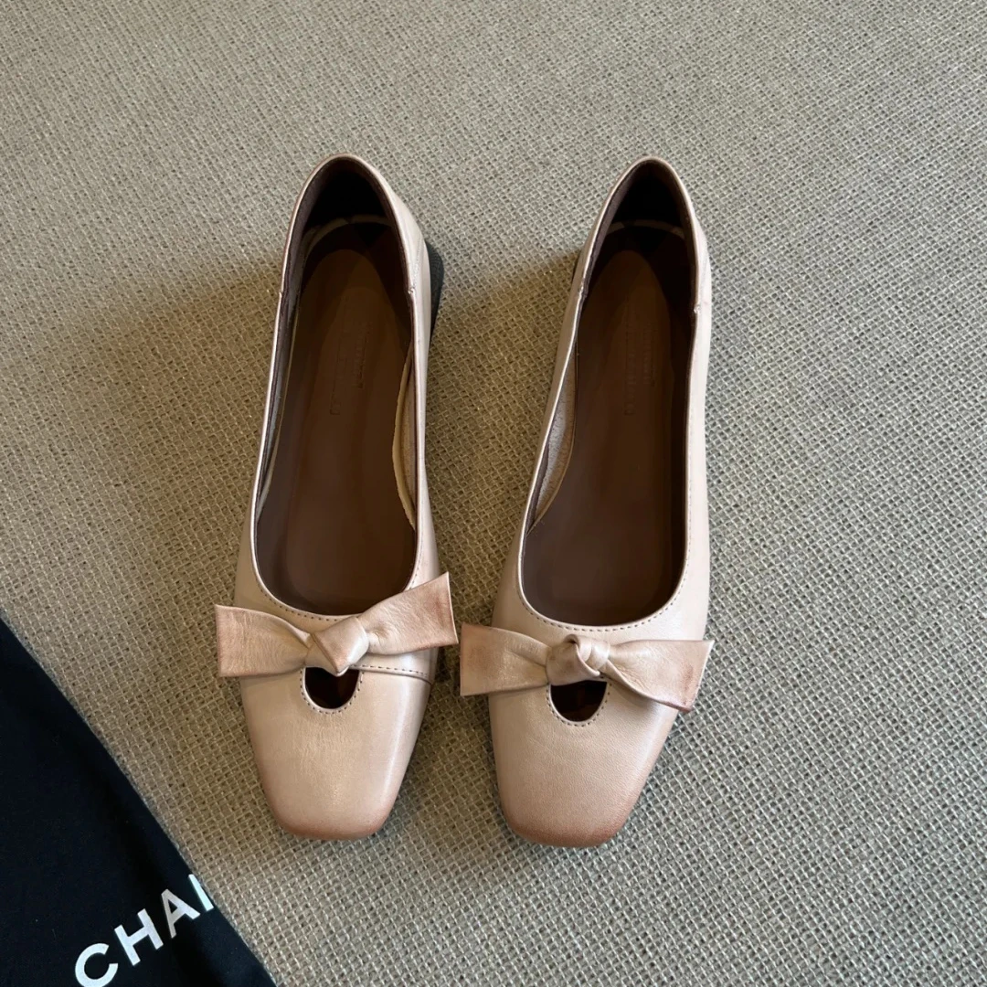 轻奢鞋子法式单鞋女方头绝美粗跟芭蕾浅口晚晚鞋2025年复古玛丽珍