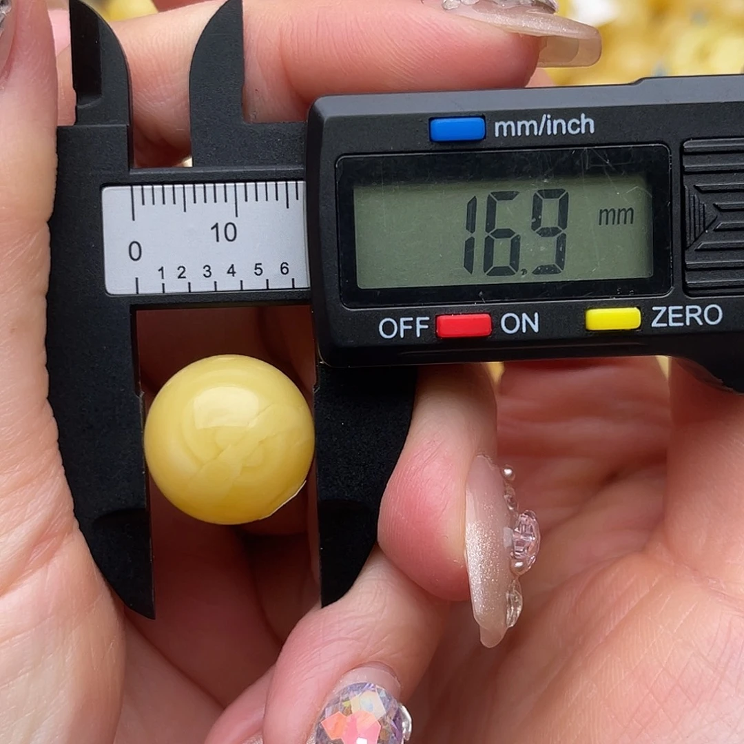 ***ㅤ琥珀未镶嵌裸石蜜蜡圆珠鸽