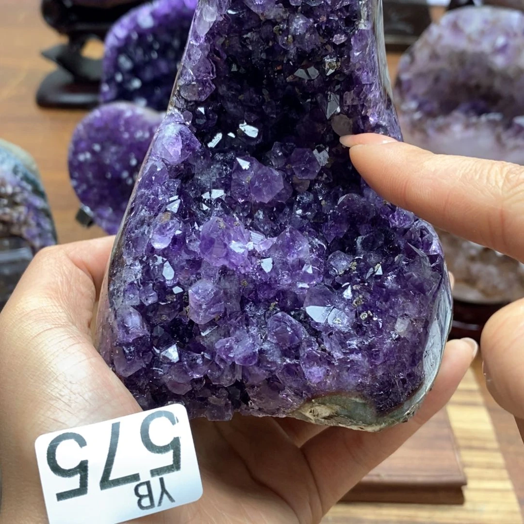 未镶嵌水晶大型摆件（非配饰）