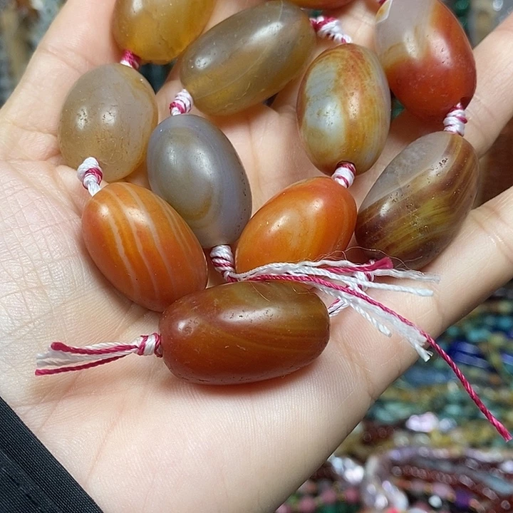 玛瑙/玉髓未镶嵌珠宝半成品玛瑙一条