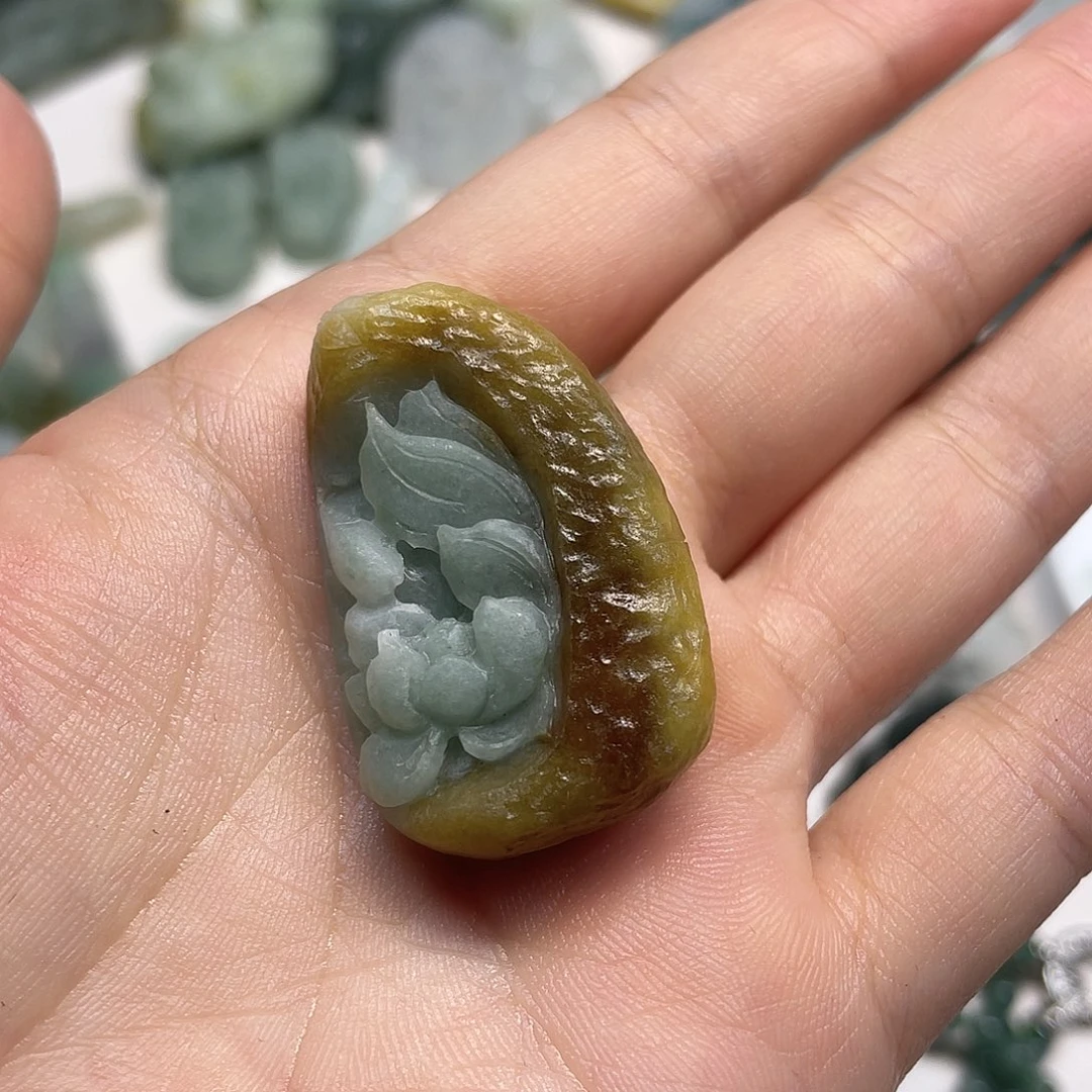 定制翡翠未镶嵌?*翡翠