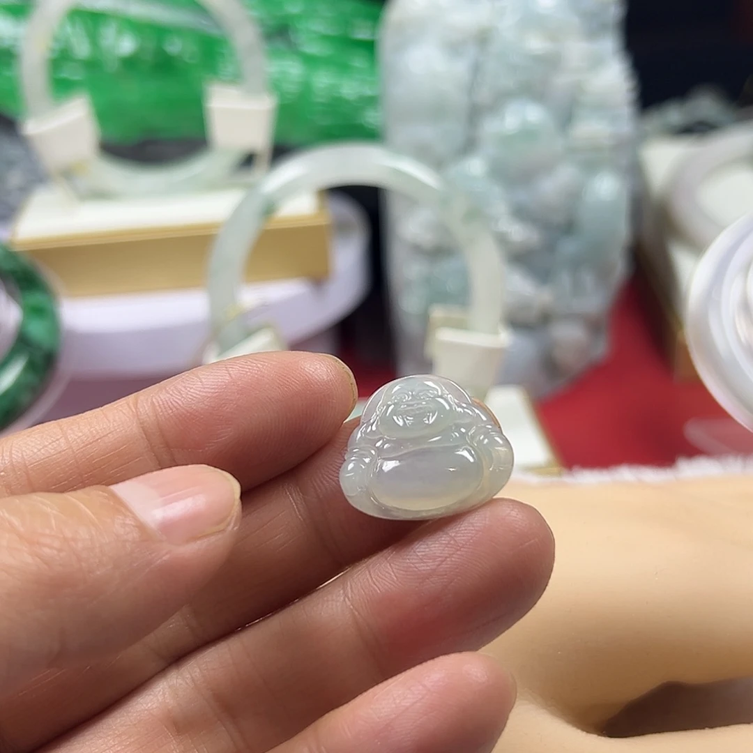 颈饰未镶嵌翡翠佛公