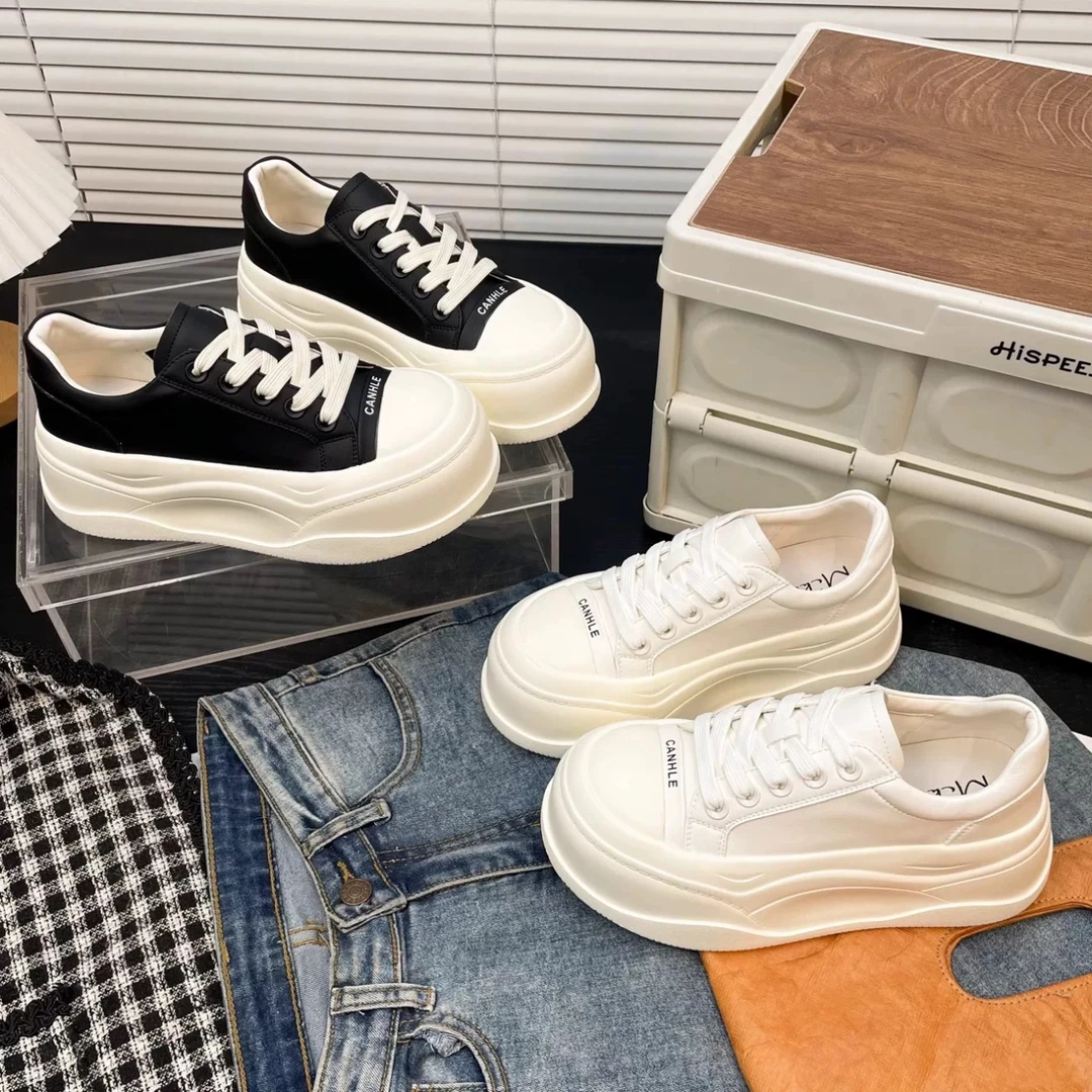 大圆头字母厚底小白鞋6公分春季新款时尚百搭休闲板鞋小白鞋