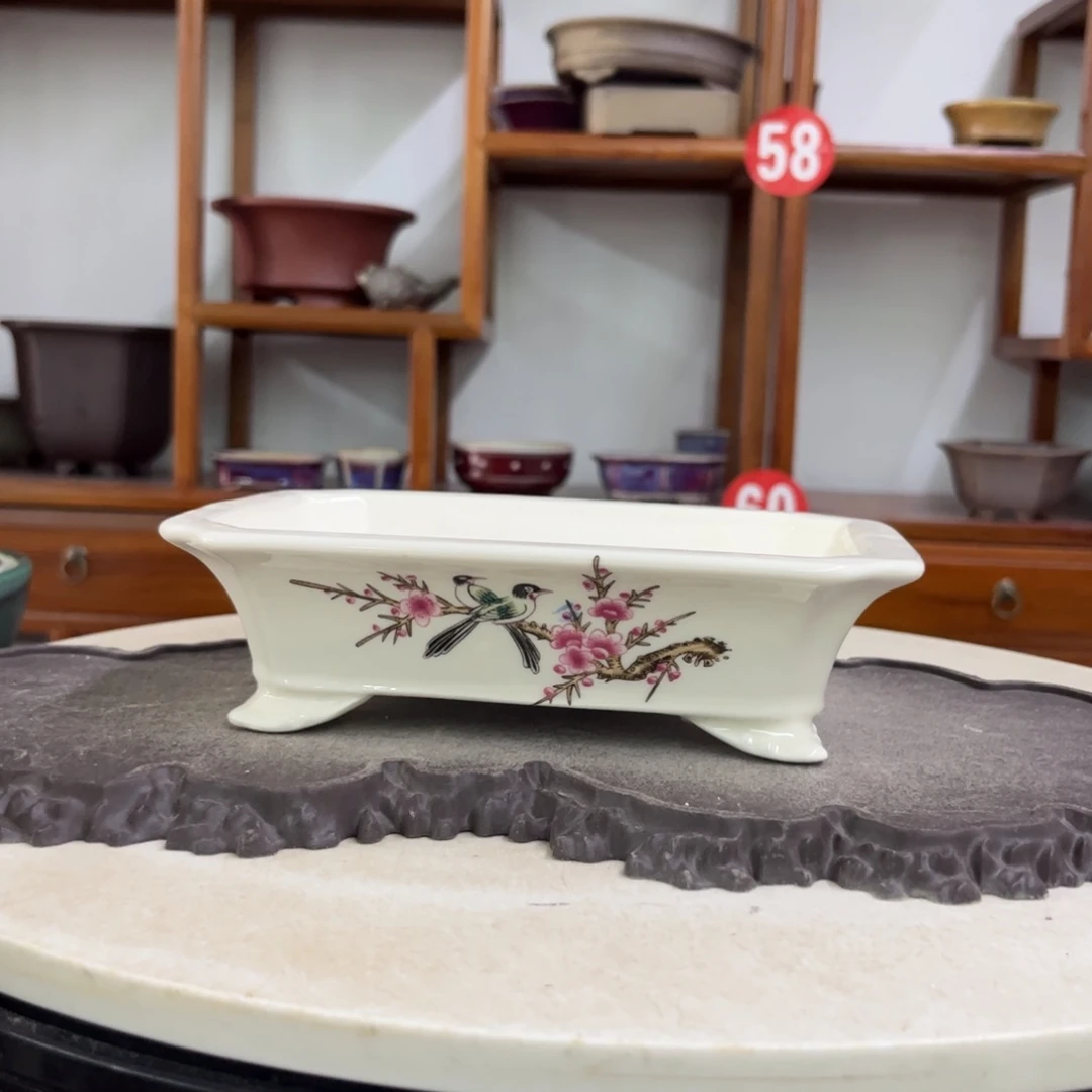 紫砂花盆瑕疵不平5-20-14。。。