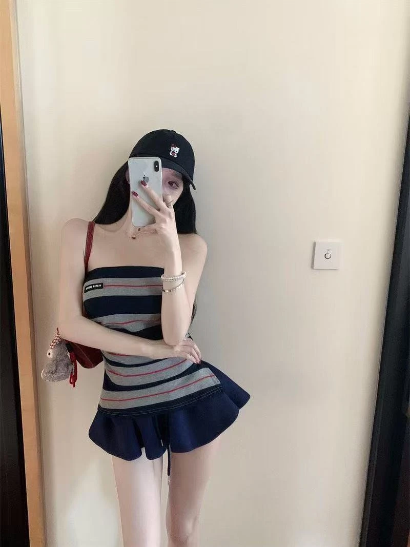 纯欲风辣妹风撞色时尚法式背心牛仔吊带高腰性感风