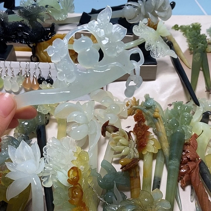 朵***喵蛇纹石玉合金发簪