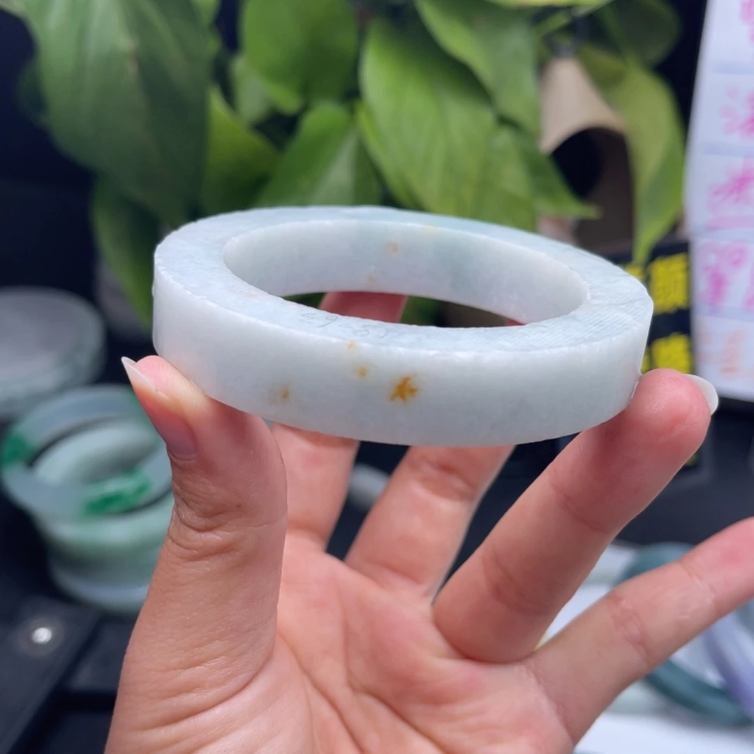 【闪购商品】定制翡翠手镯未镶嵌