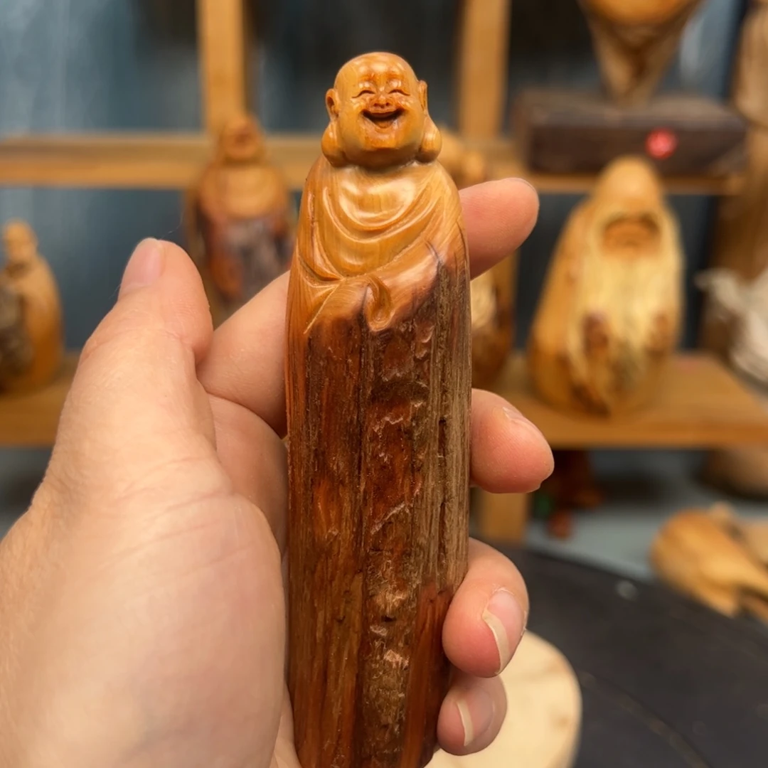 木乌**苏崖柏木摆件手把件
