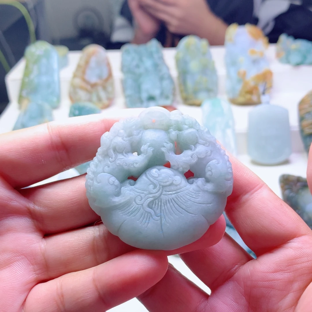 定制翡翠未镶嵌翡翠