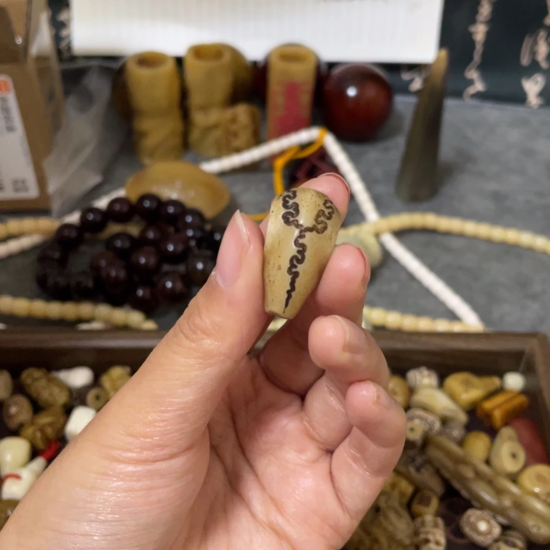 看***好鹿骨手串/手链三界纹三通