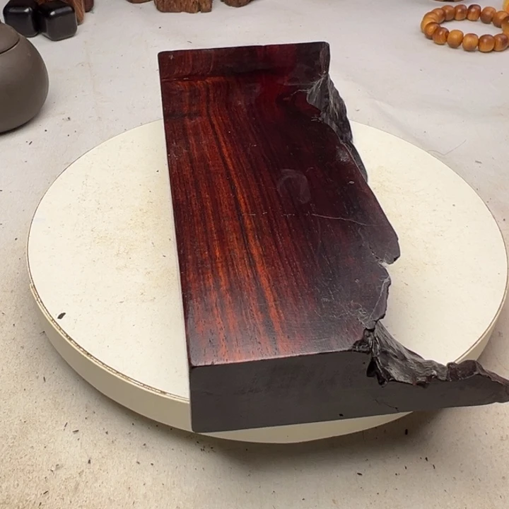 幸***️木赞比亚血檀底座摆件