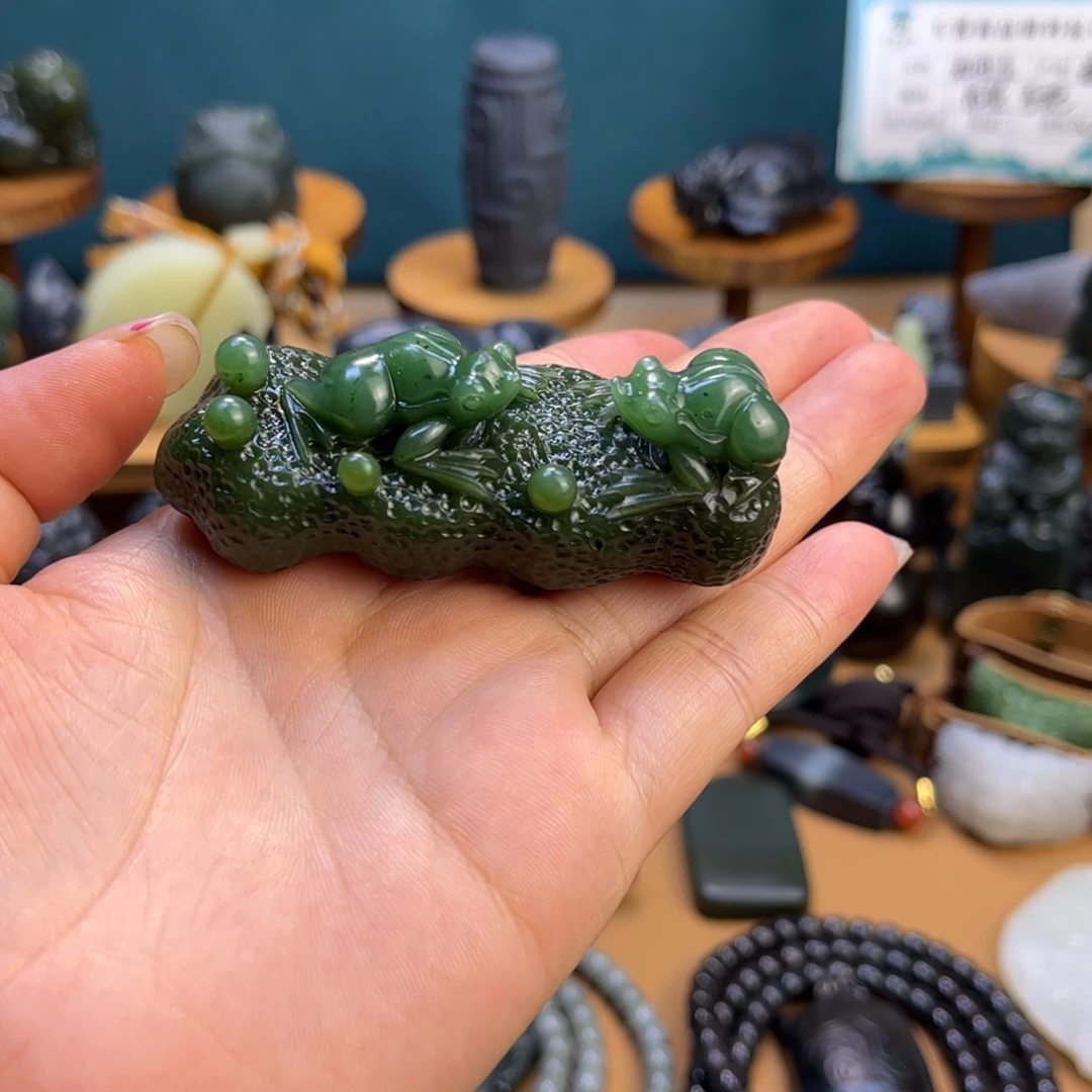未镶嵌和田玉挂件