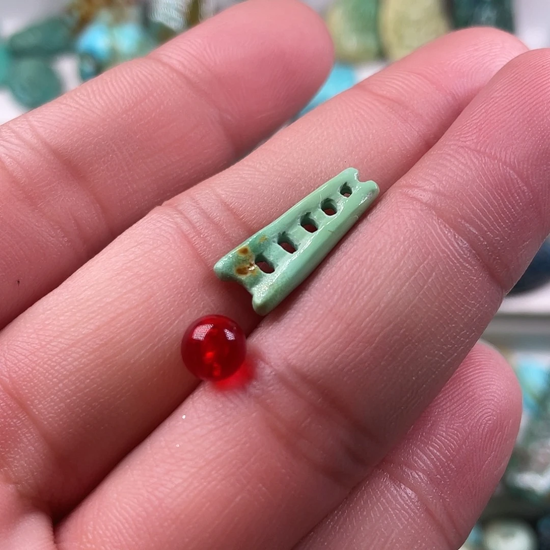 南红玛瑙未镶嵌颈饰