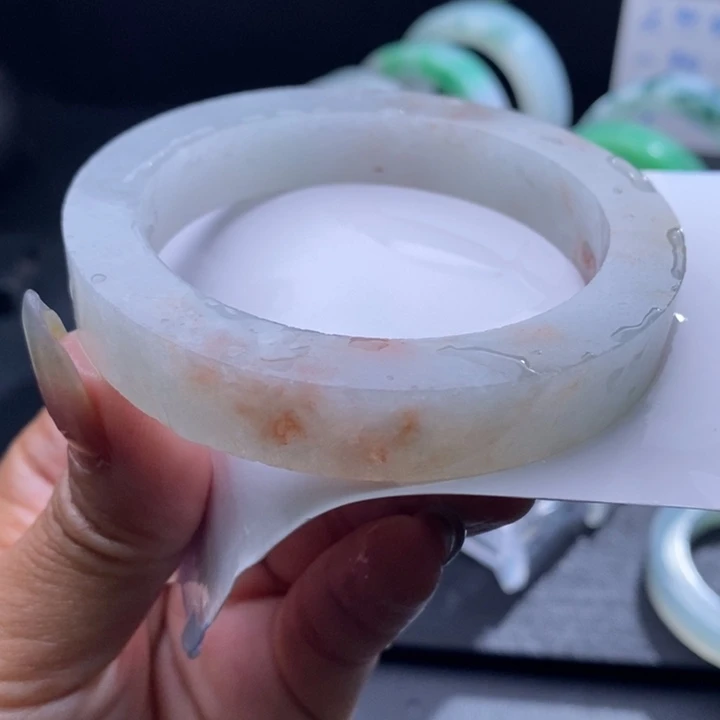 未镶嵌翡翠手镯定制翡翠