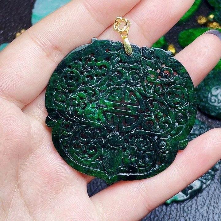 翡翠银S925镶嵌颈饰多样性