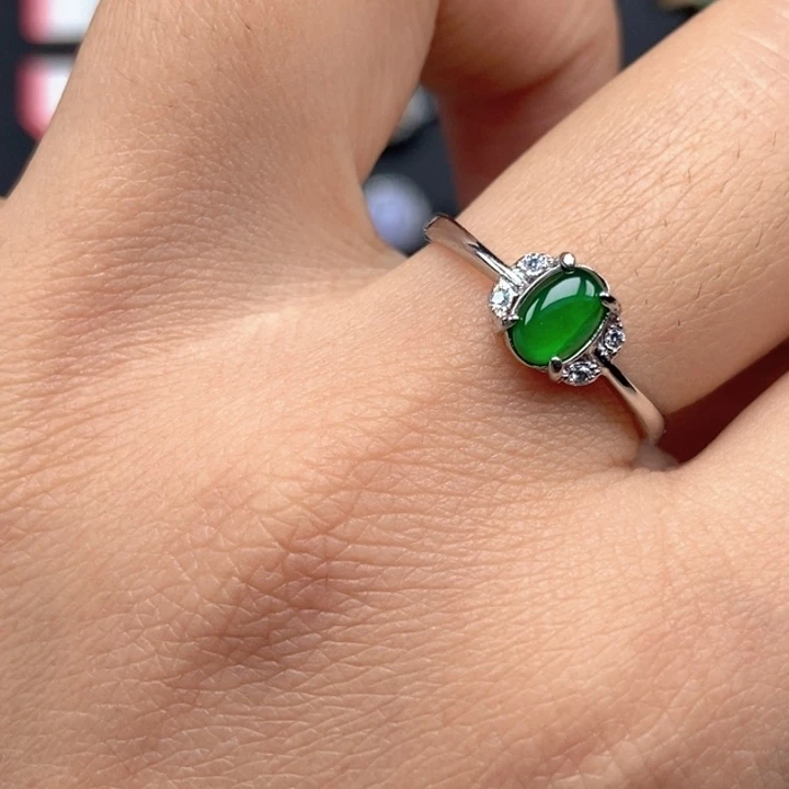 翡翠未镶嵌戒指戒指