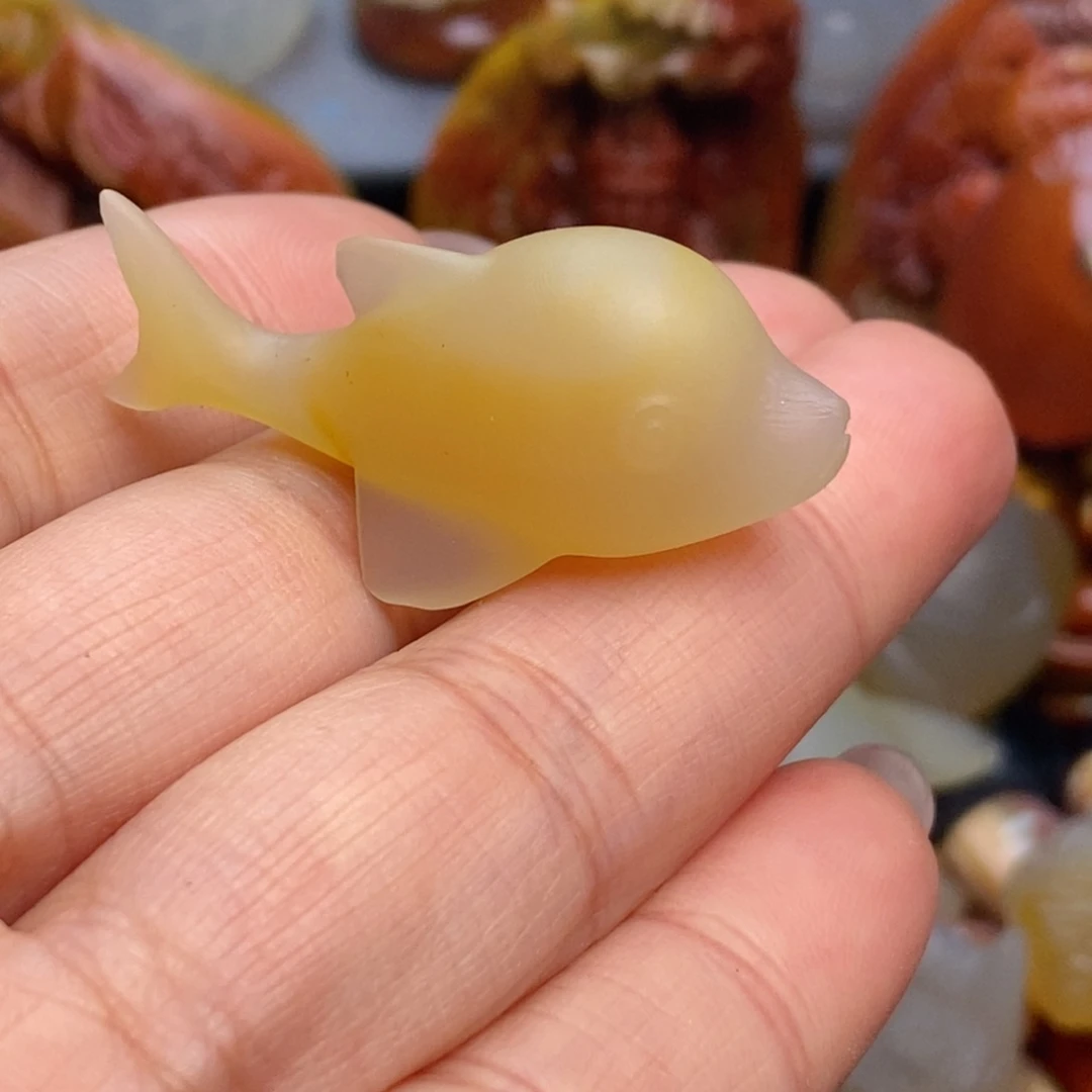 玛瑙/玉髓颈饰未镶嵌战国红