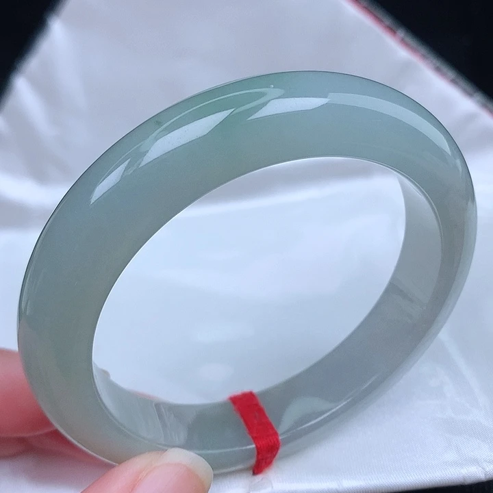 未镶嵌手镯翡翠天然