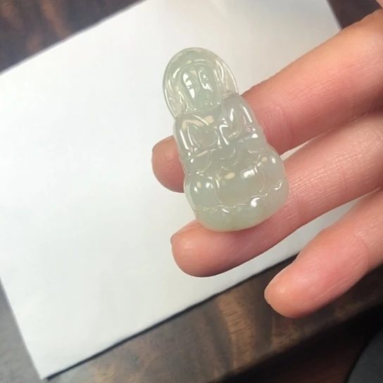 翡翠未镶嵌颈饰缅甸A货，每天下午1点半开播