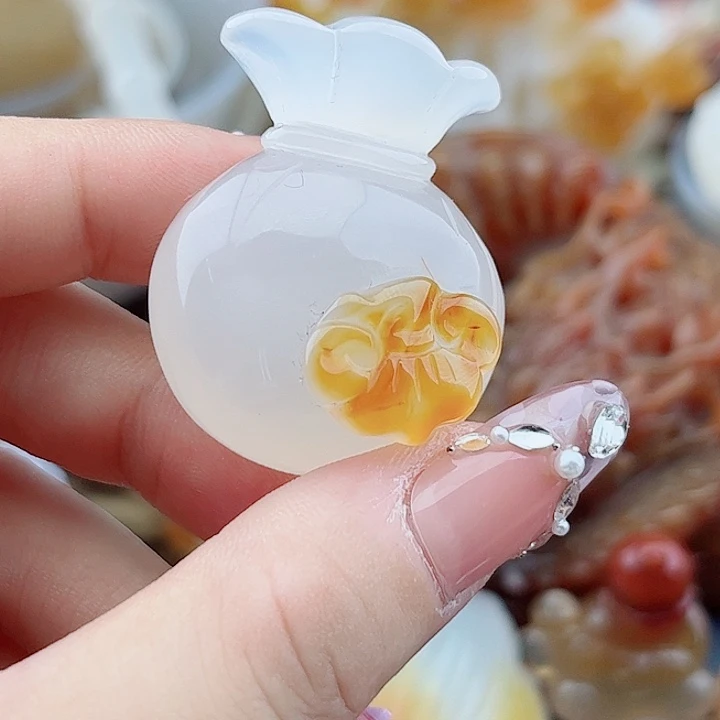 风***起未镶嵌玛瑙手饰吊坠