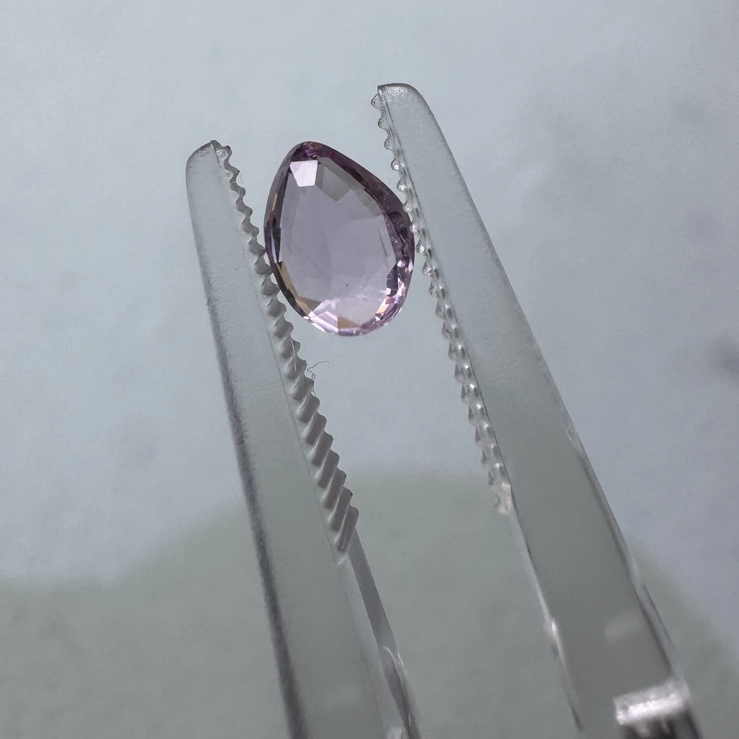 323 亮粉色spinel 0.51ct