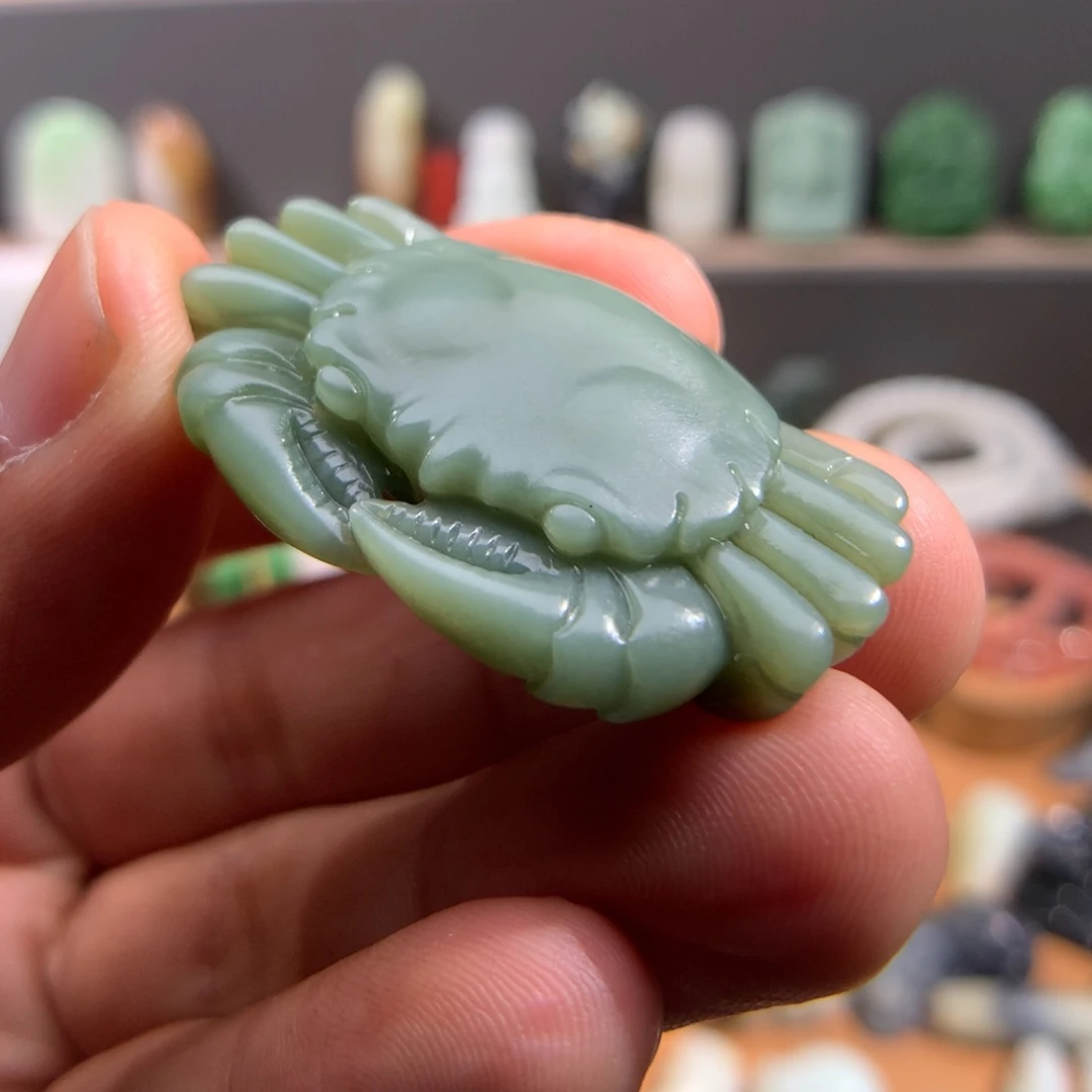 和田玉颈饰未镶嵌大**的