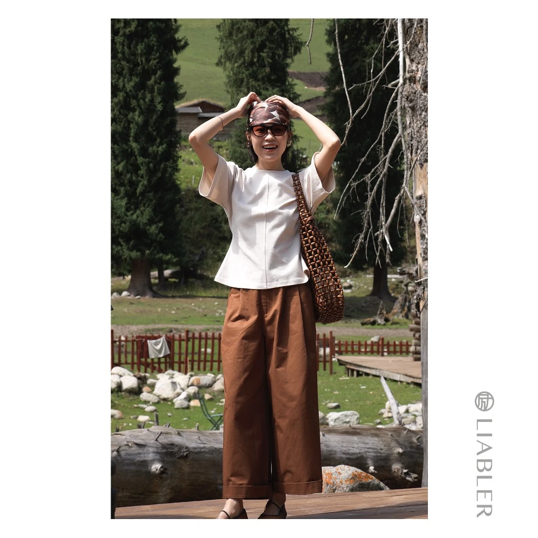 LIABLER/励 D25早秋立体感收腰百搭短袖上衣 LSS24951J