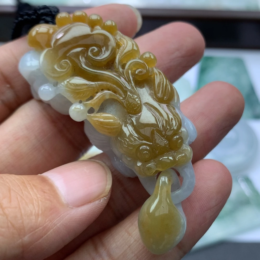 翡翠未镶嵌颈饰缅甸天然A货翡翠