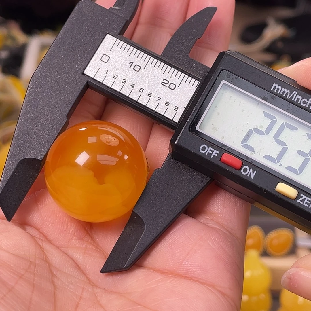 琥珀未镶嵌裸石h18