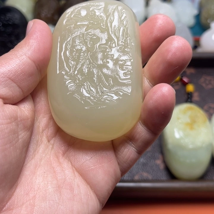 石材天然方解石手把件不退换