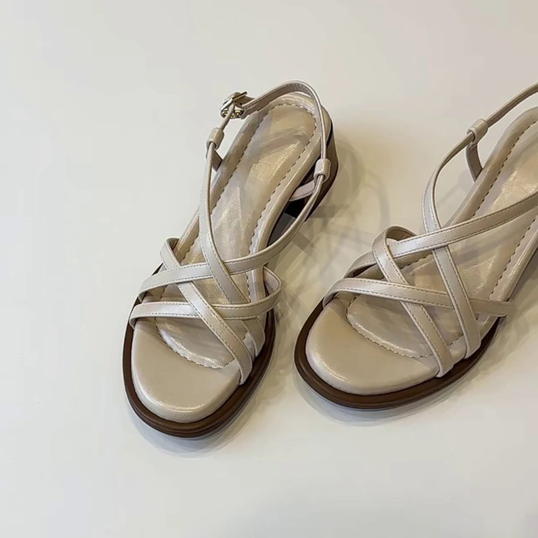 高级感~复古编织一字带凉鞋女春夏季新款低跟软底休闲百搭罗马鞋