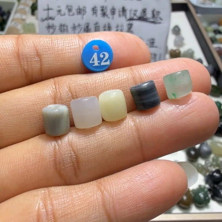 和田玉未镶嵌珠宝奇石