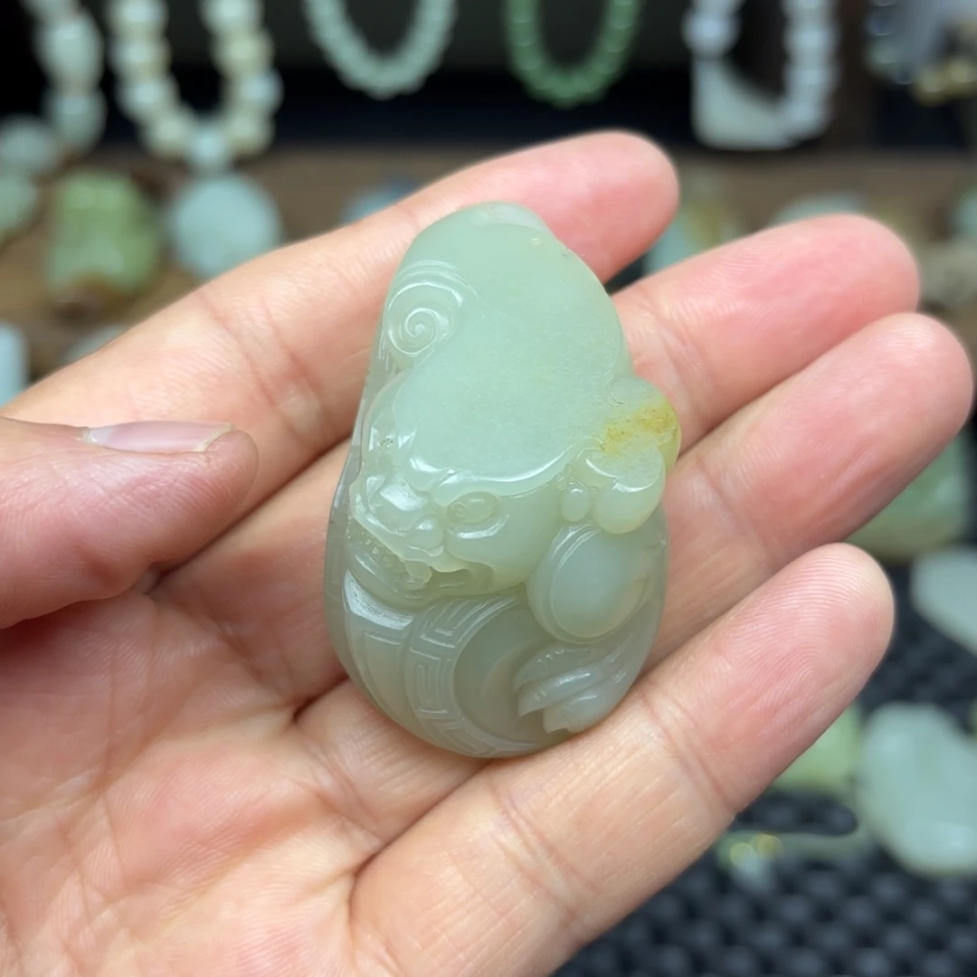 和田玉未镶嵌挂件