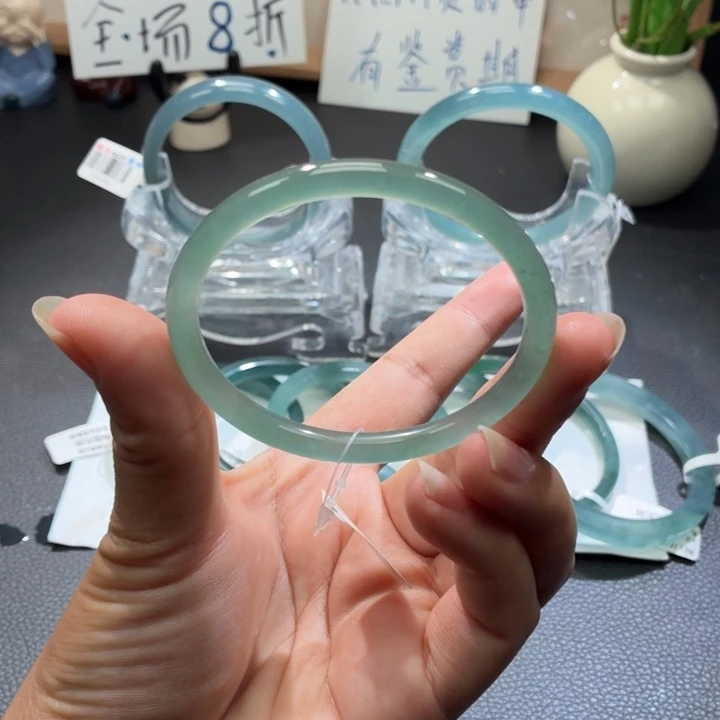 爱***胍未镶嵌手镯翡翠冰葡萄