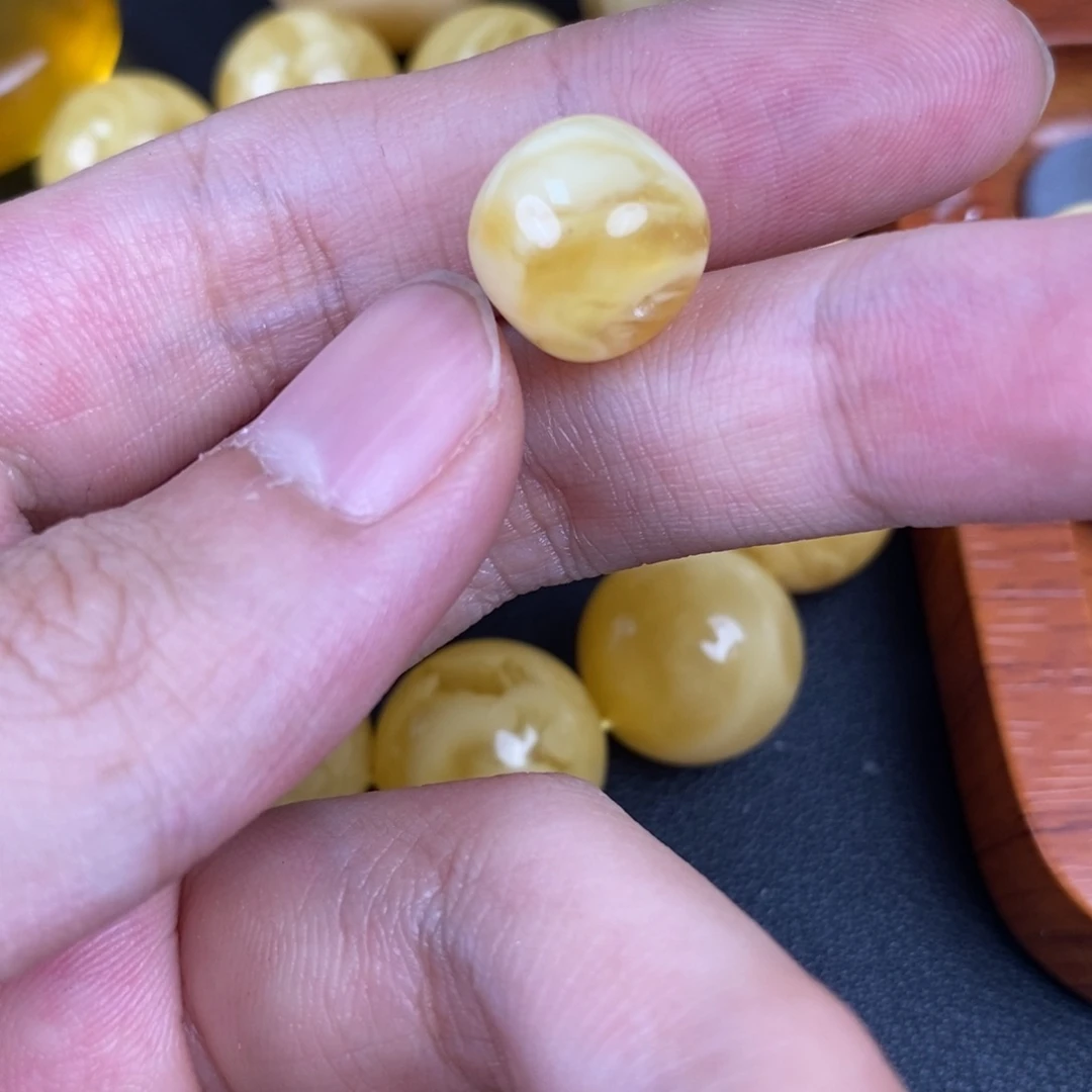 裸石琥珀未镶嵌72