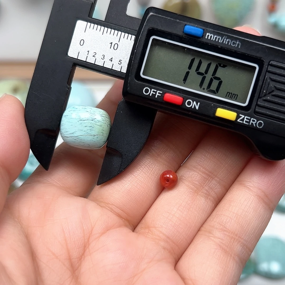 南红玛瑙未镶嵌珠宝奇石