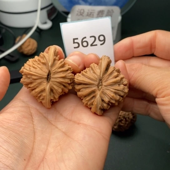把件文玩核桃43四座楼5629