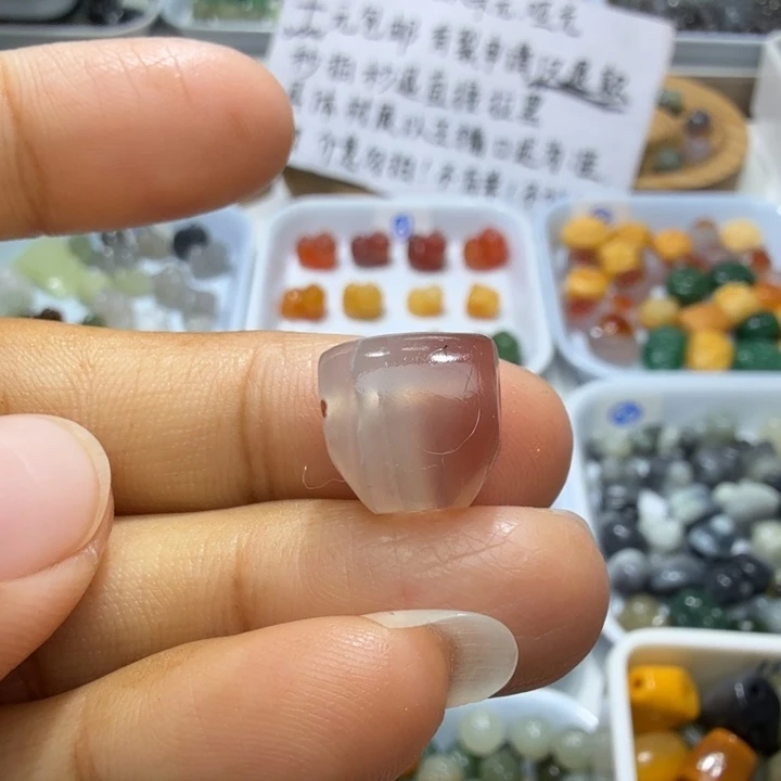 和田玉未镶嵌珠宝奇石