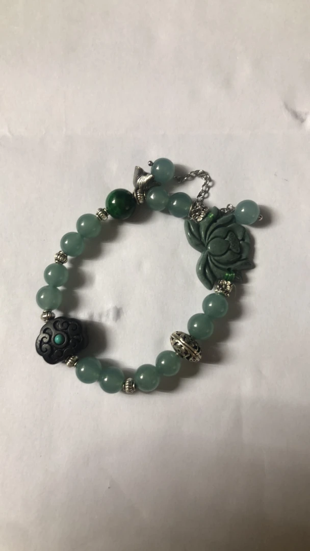 蓝水翡翠毕业级别花开富贵手串
