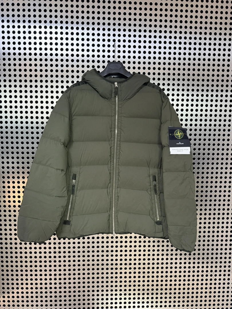 未使用 STONE ISLAND 石头岛FW23无缝轻质弹力尼龙连帽鸭绒羽绒服